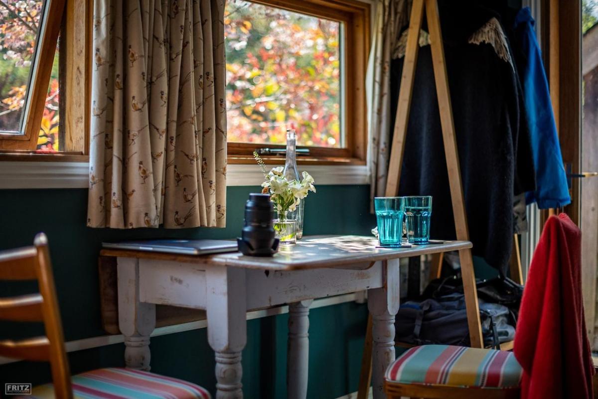 The Tool Shed Nestled In Idyllic Countryside Villa Linchmere Eksteriør billede